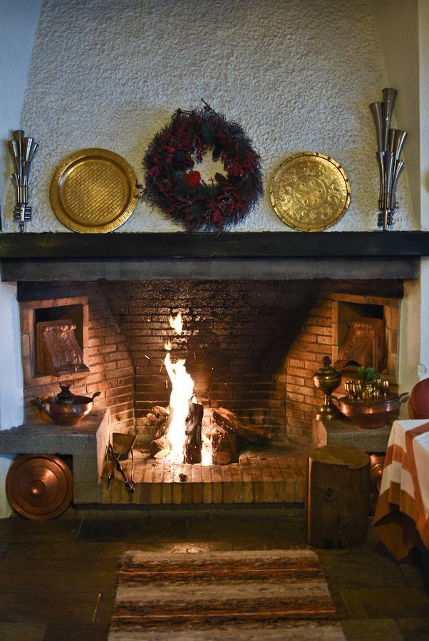 Maistrali Hotel アフィソス エクステリア 写真